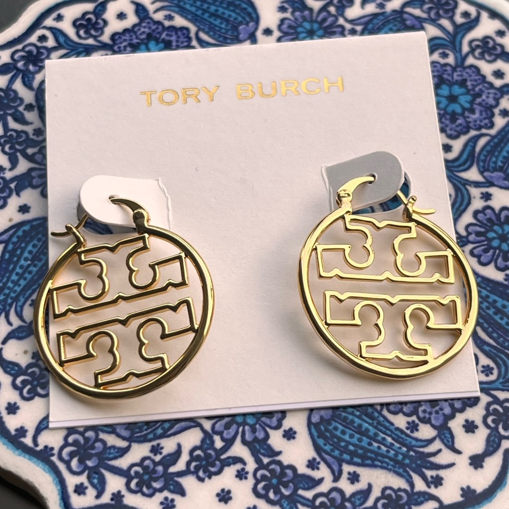 Tory burch medium hoops with logo